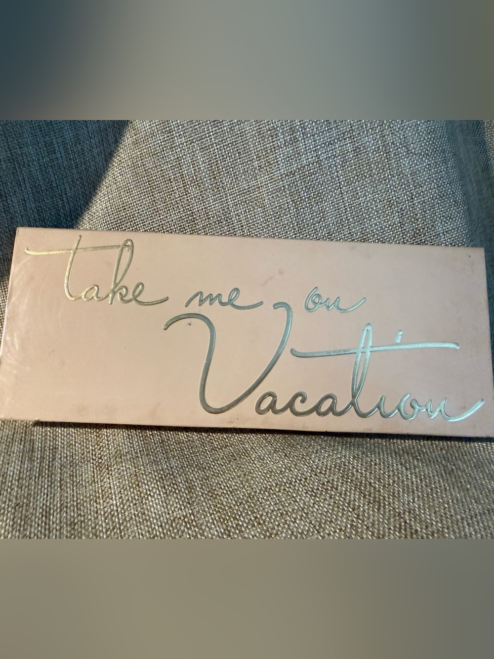 Kylie Jenner “Take Me On Vacation' Pink Makeup Palette
